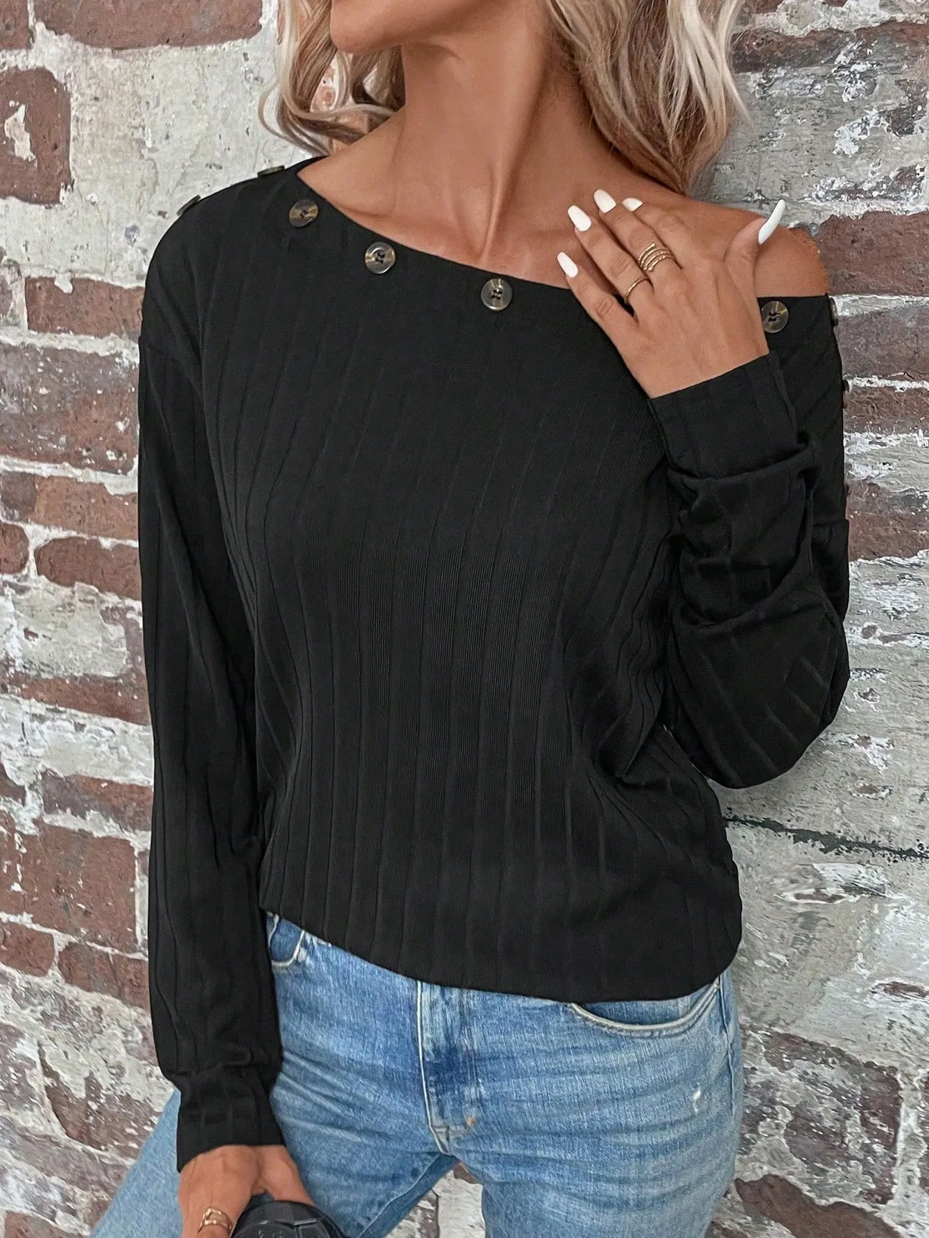 sz2306147653568532_04