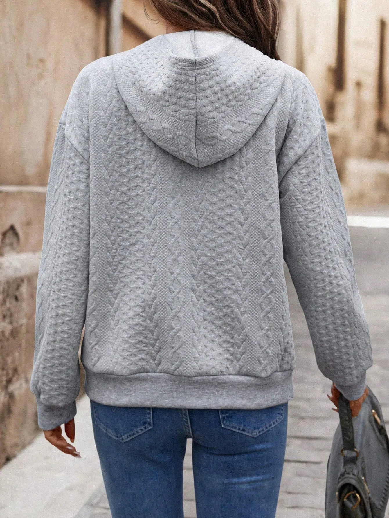 sz2406040683661800_01