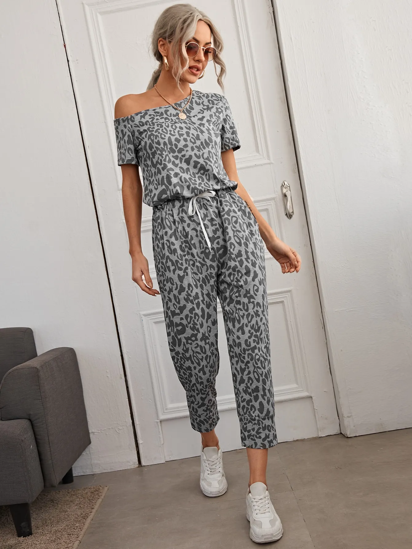 swjumpsui23201210102_00