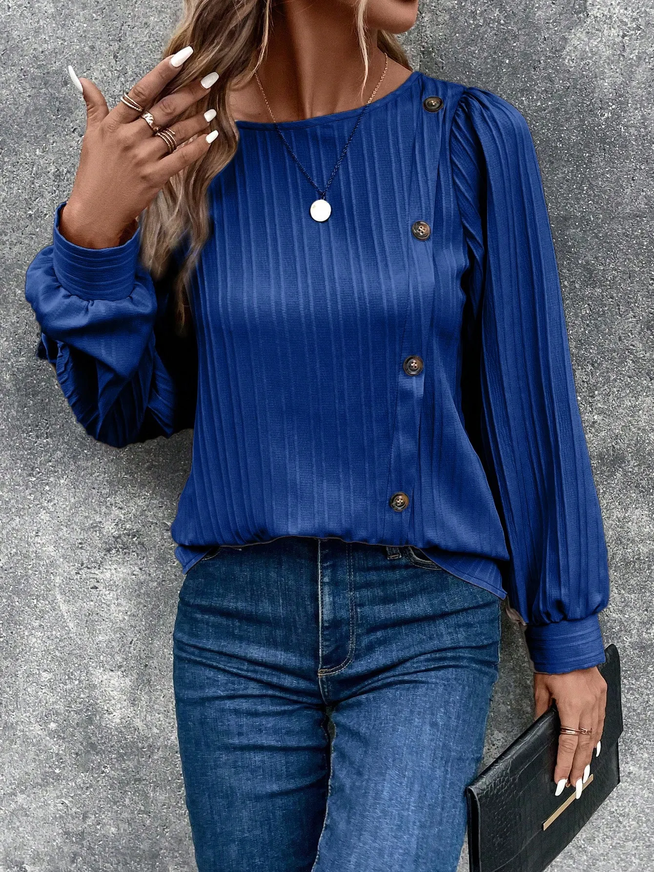 sz2309258632283627_02