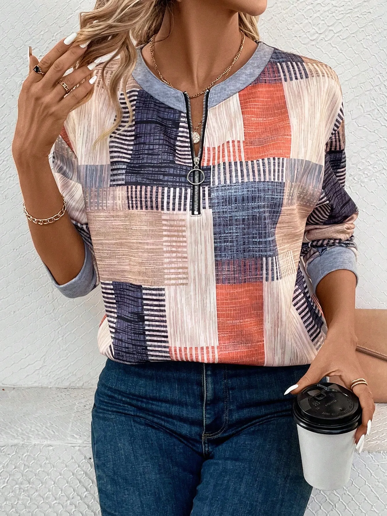 sz2311069611008058_00