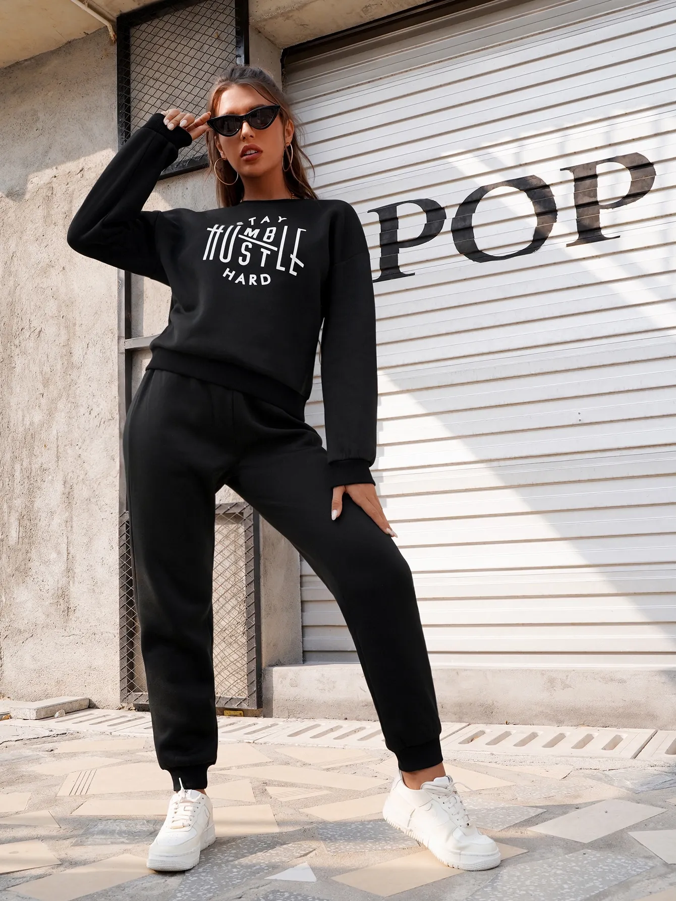 sw2111021361701600_00