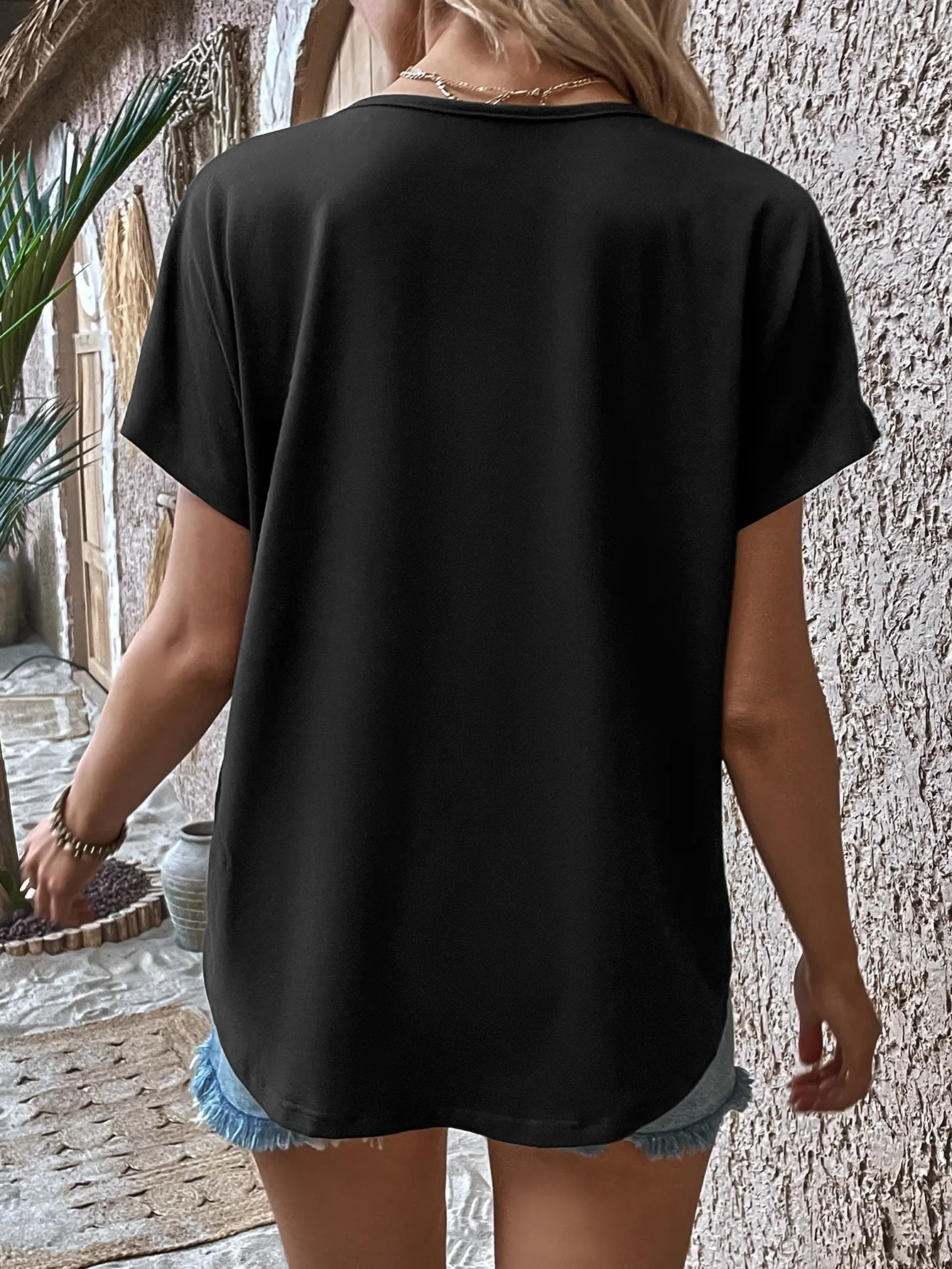 sw2211250459250218_01