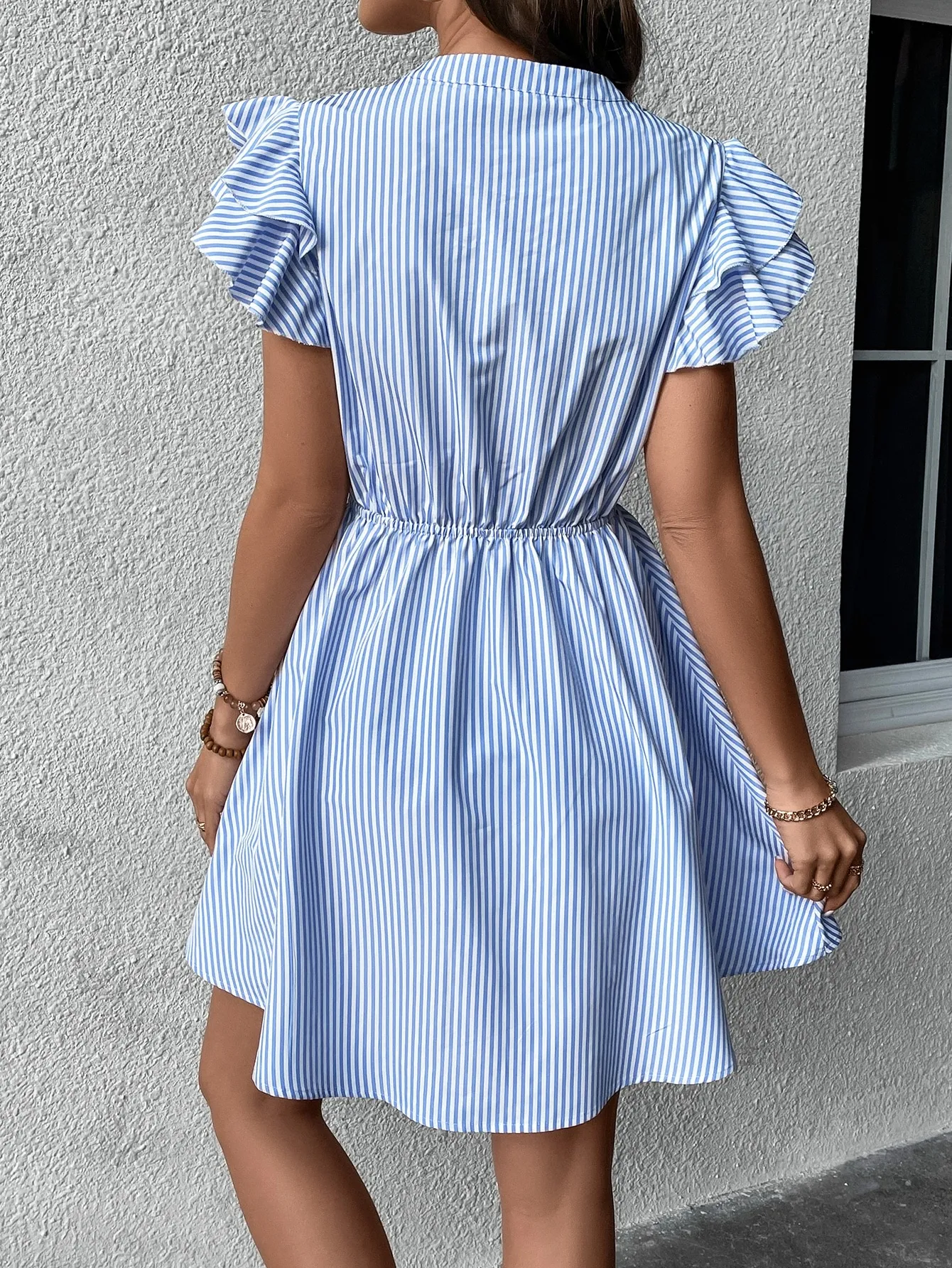 sw2212108209314204_02