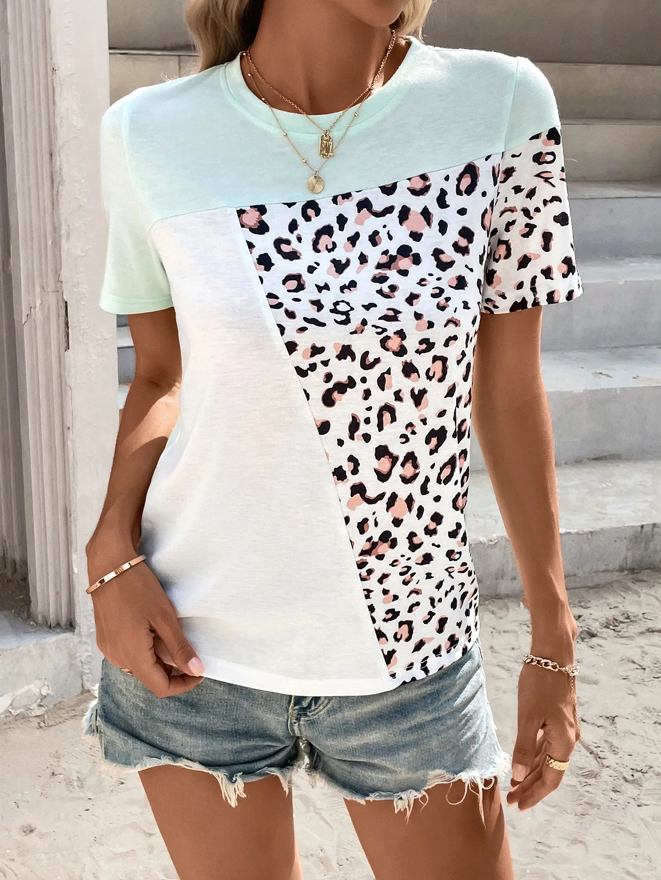 sw2212125665382629_02