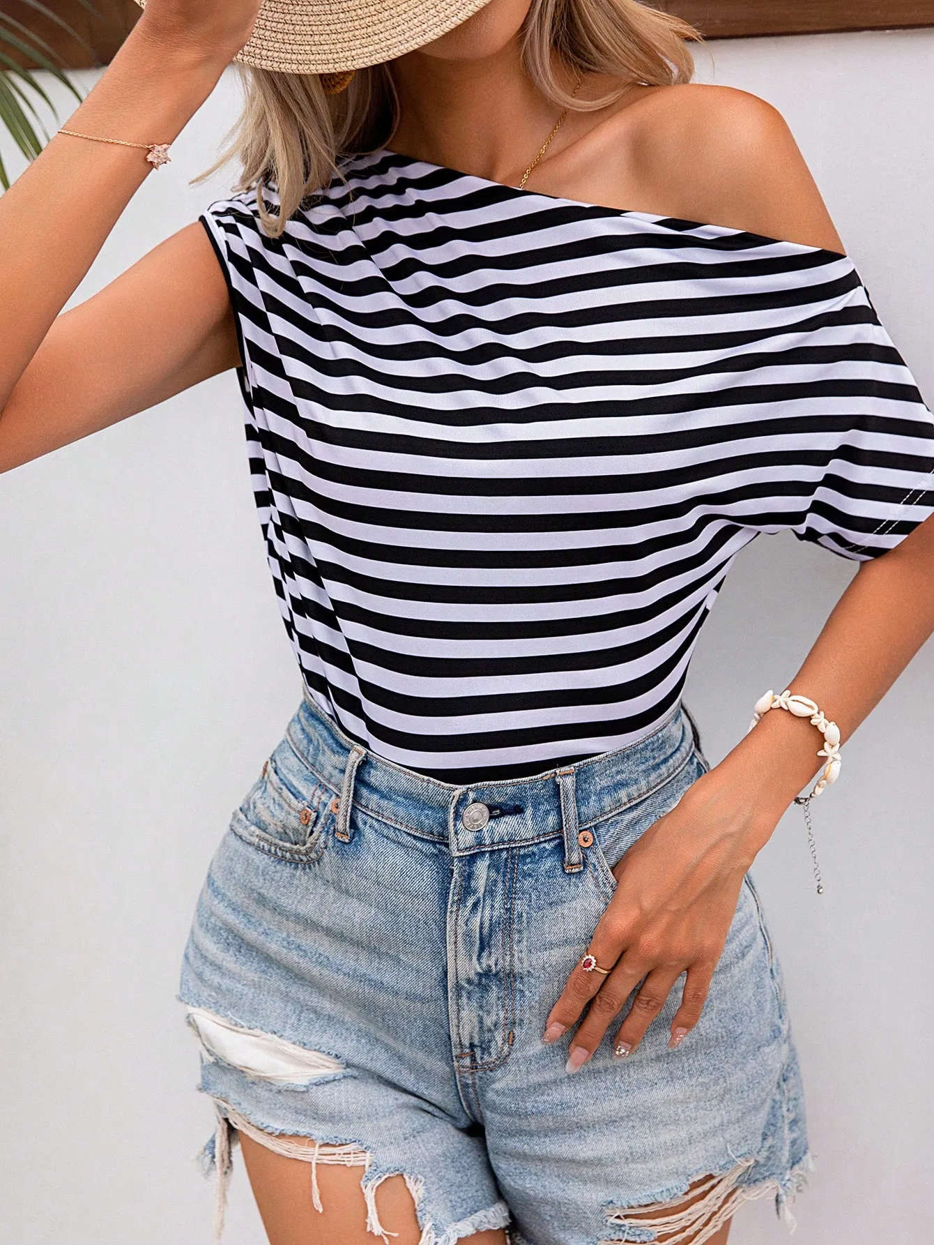 sw2302170363736193_00