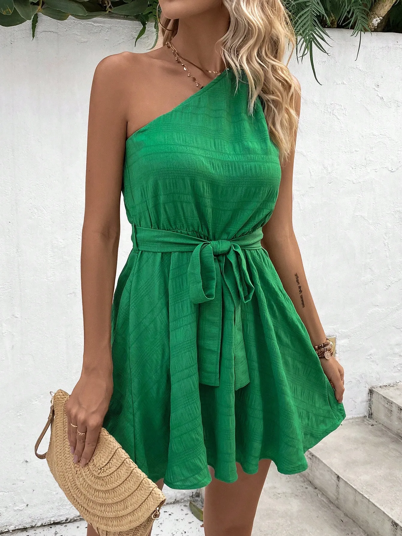 sw2302173200483639_05