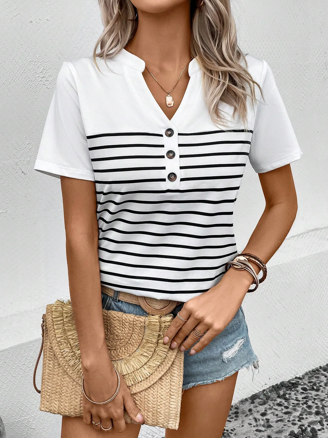 sz2304269201981011_00