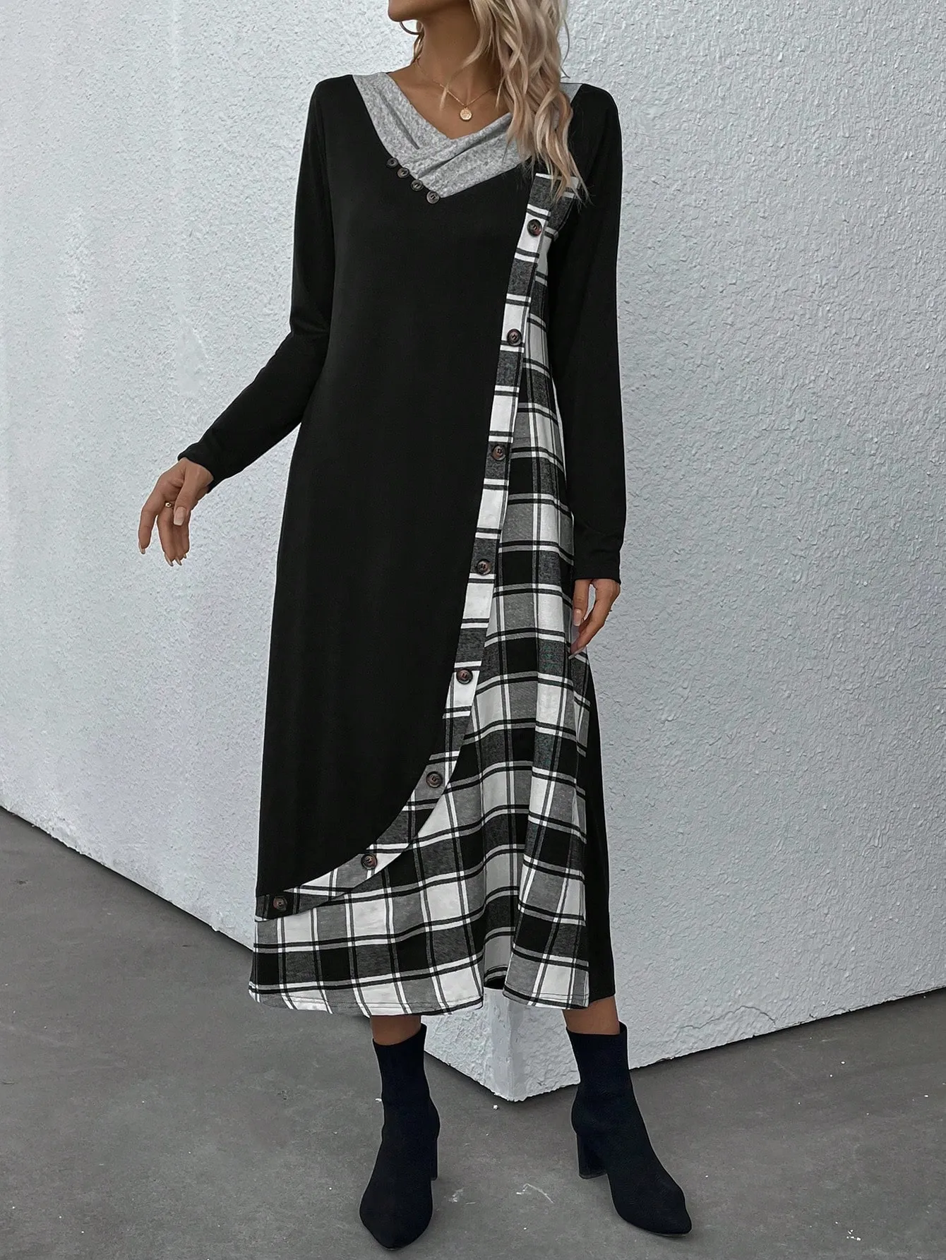 sz2307268085895701_04