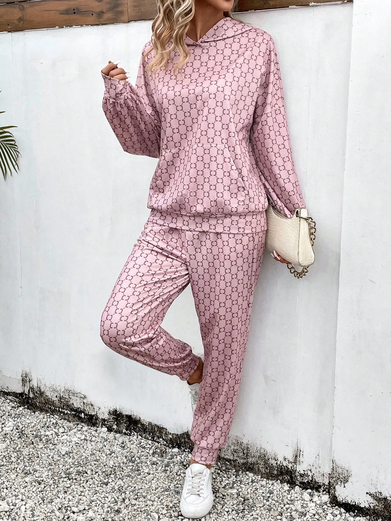 sz2310106668966673_02