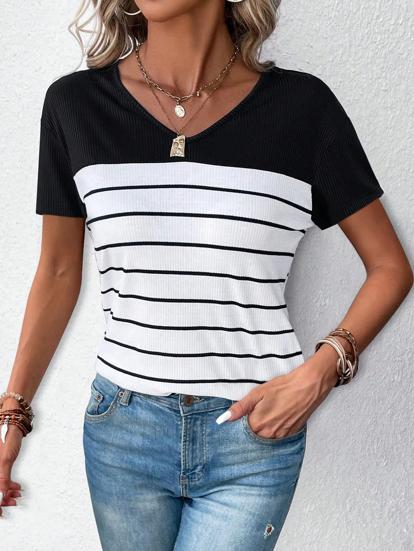 sz2311027371379433_02