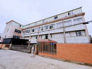 companybuilding_5d1df655-b825-4987-a0f2-d2865fcbfc65.webp